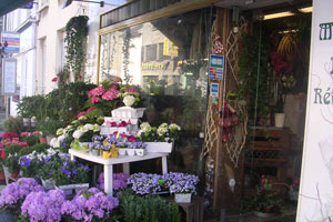 AU COIN FLEURI