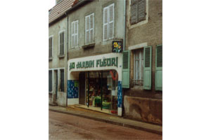 AU JARDIN FLEURI