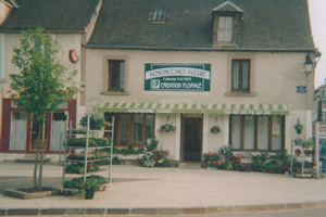 ALMENECHES FLEURS