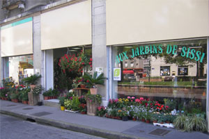 AUX JARDINS DE SISSI