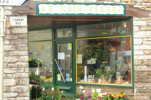 AU COIN FLEURI