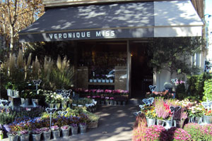VERONIQUE MISS