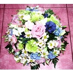 Coussin rond, diam�tre du mod�le 55/60 cm, compos� de fleurs vari�es, et milticolor, possibilit� de ton sur ton en d autre couleur.Mod�le � partir de 80 �