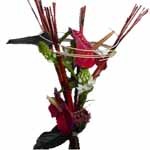 Bouquet en hauteur de forme conique .Hauteu 40 cm.