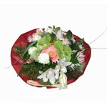 bouquet rond compos� de lys, gerbera, anthurium,alstrom�ria, hypericum, tokyo, feuillage aspidistra foug�re, sallal, bergrass