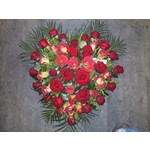 coussin en forme de coeur, compos� de roses, coloris � choisir