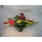 Bouquet sur fagot � base d anthurium et de rose
le salleron est r�alisable en couleur dominante rose ou vert et blanc